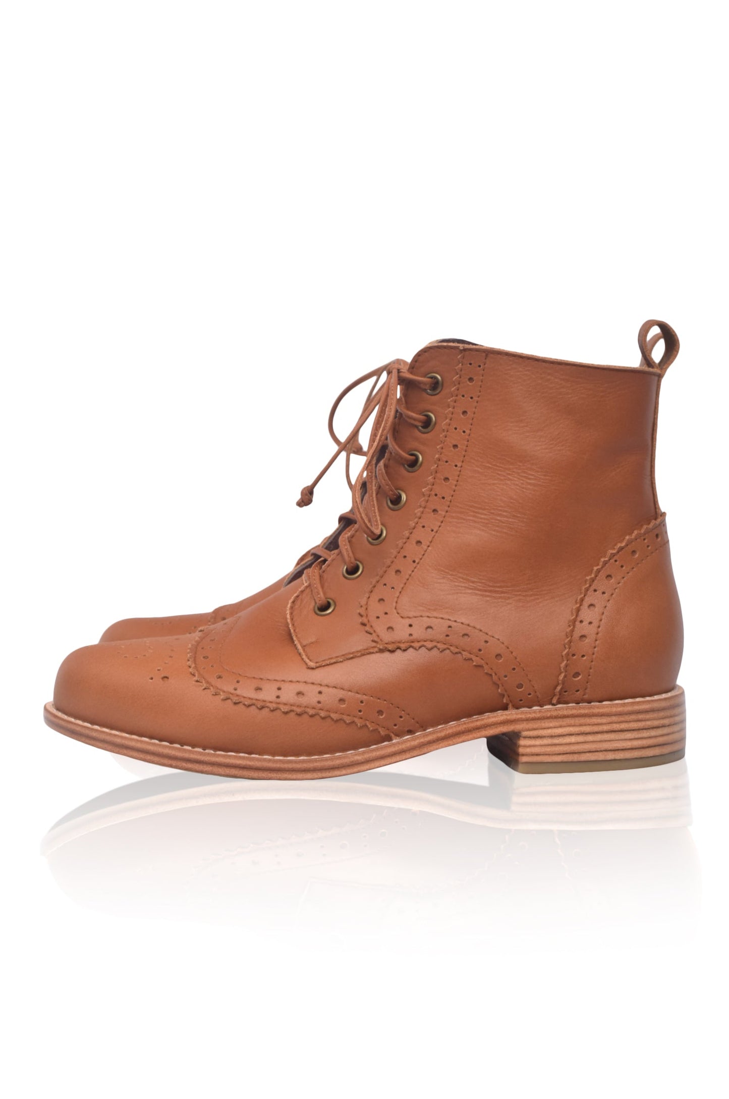 Salstice Brogue Leather Boots